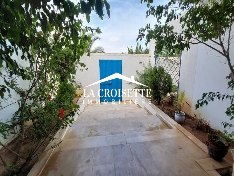 Villa S+6 à Gammarth